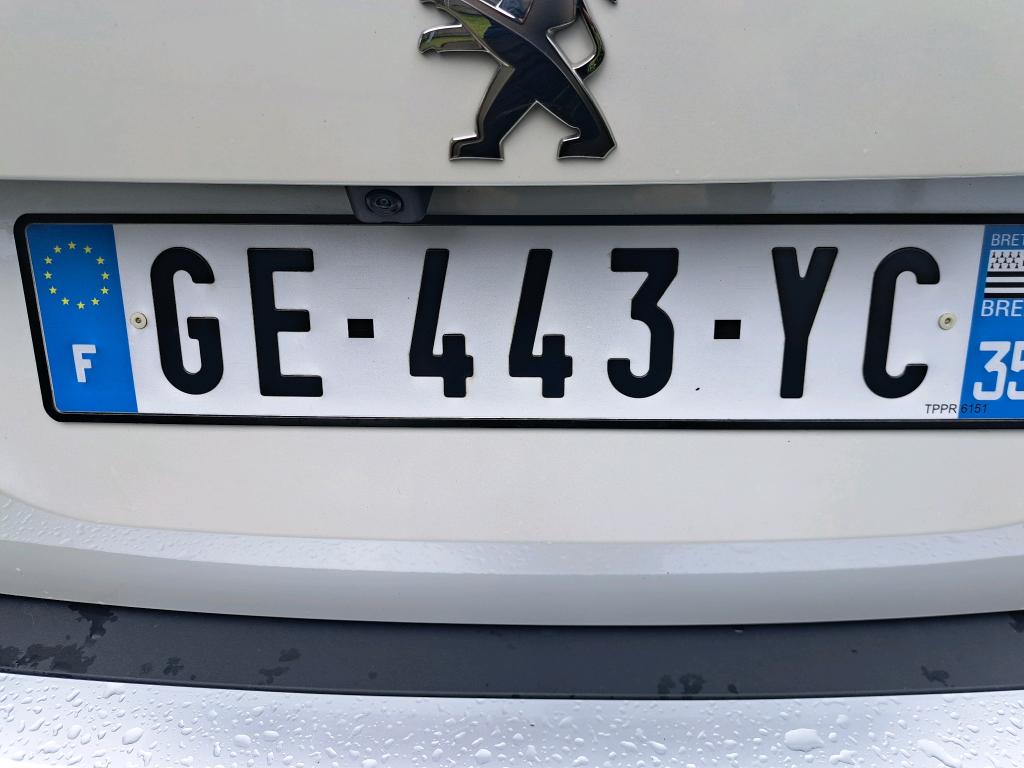 Peugeot 2008 PureTech 130 S&S EAT8 GT Pack 2022