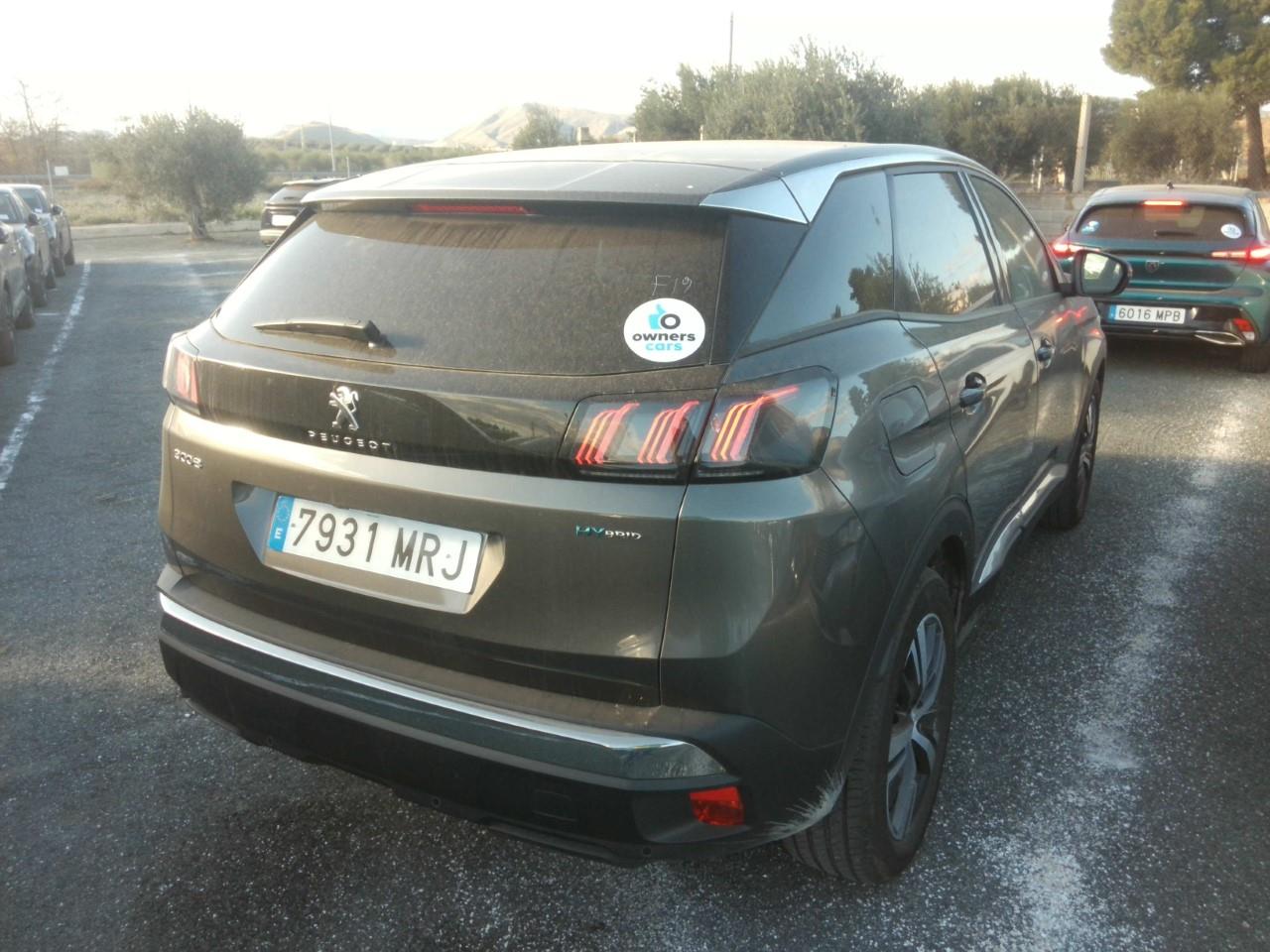 Foto Peugeot 3008 Hybrid 4