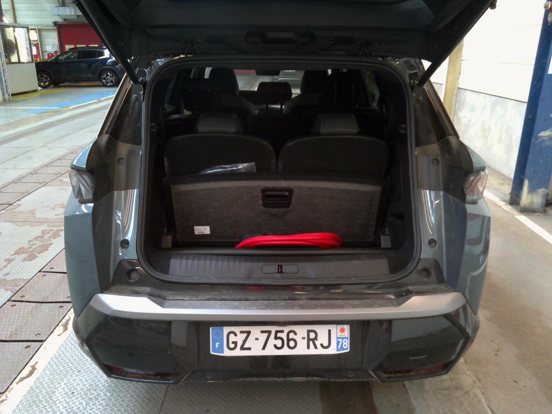Peugeot 5008 Electrique 73 kWh 210 ch GT 2024