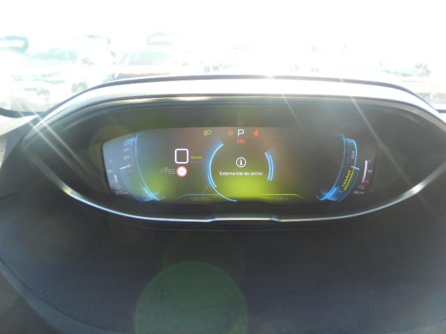 Foto Peugeot 3008 Hybrid 11