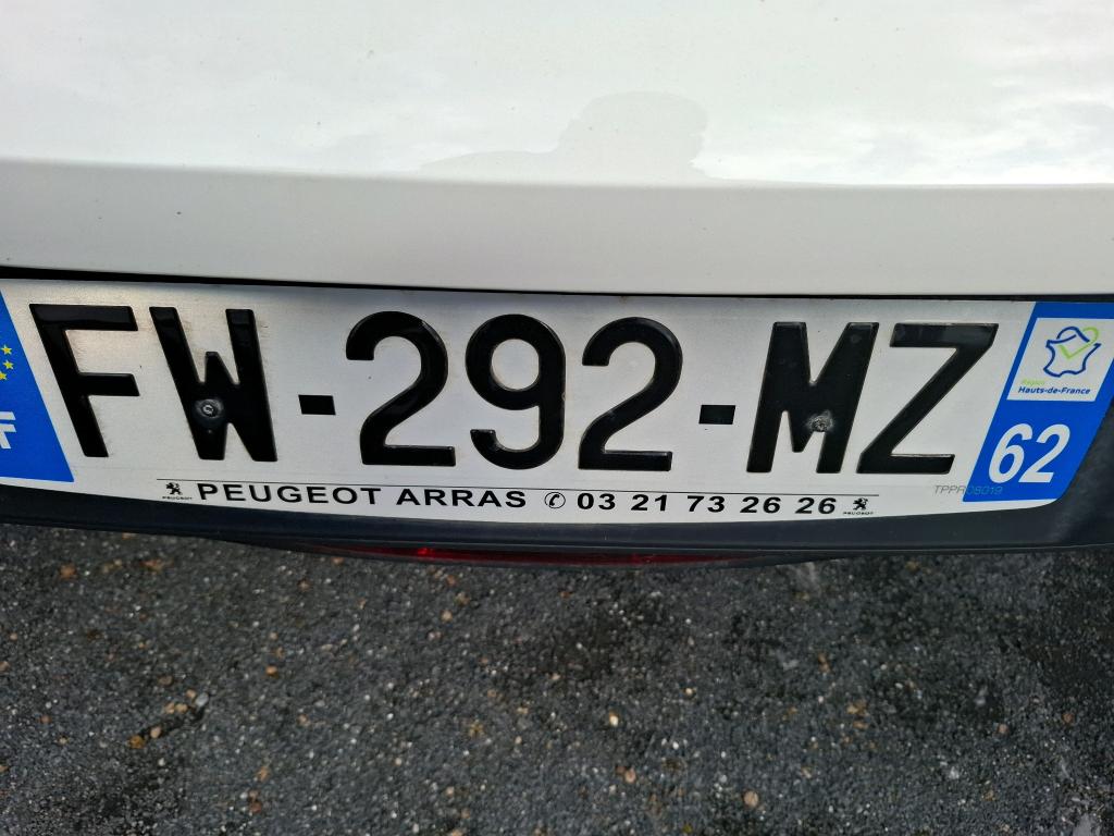 Peugeot 208 BLUEHDI 100 S&S BVM6 PREMIUM PACK 2021