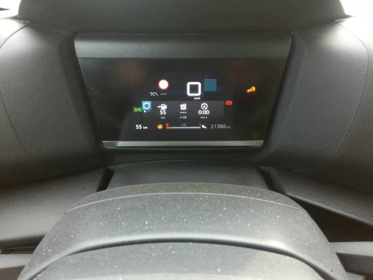 Foto Citroën C4 X 9