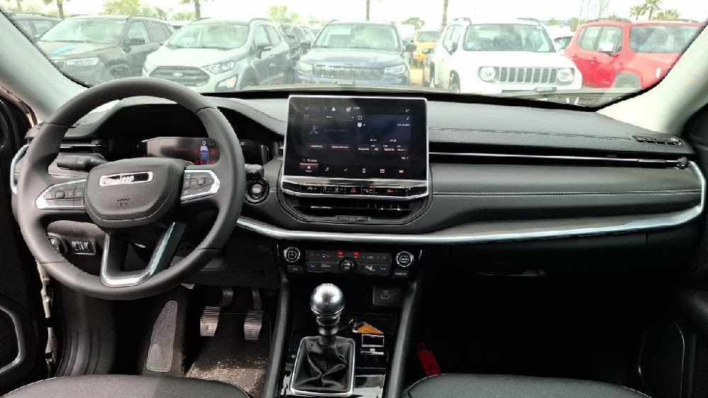 Foto Jeep Compass 12