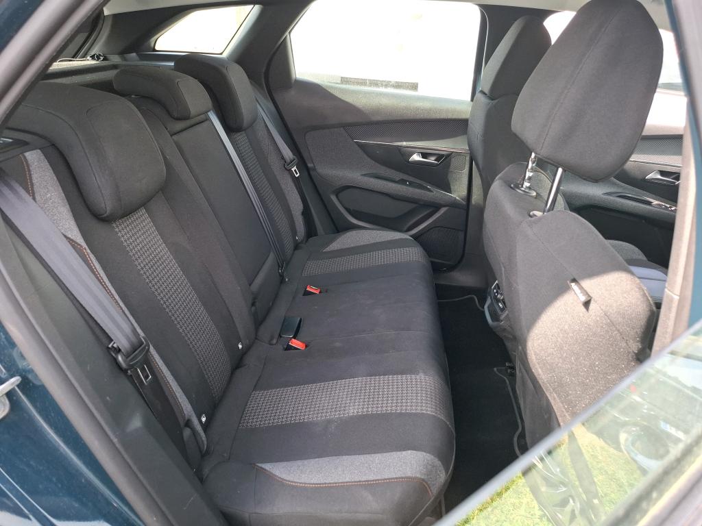 Peugeot 3008 BlueHDi 130ch S&S EAT8 Active Business 2021