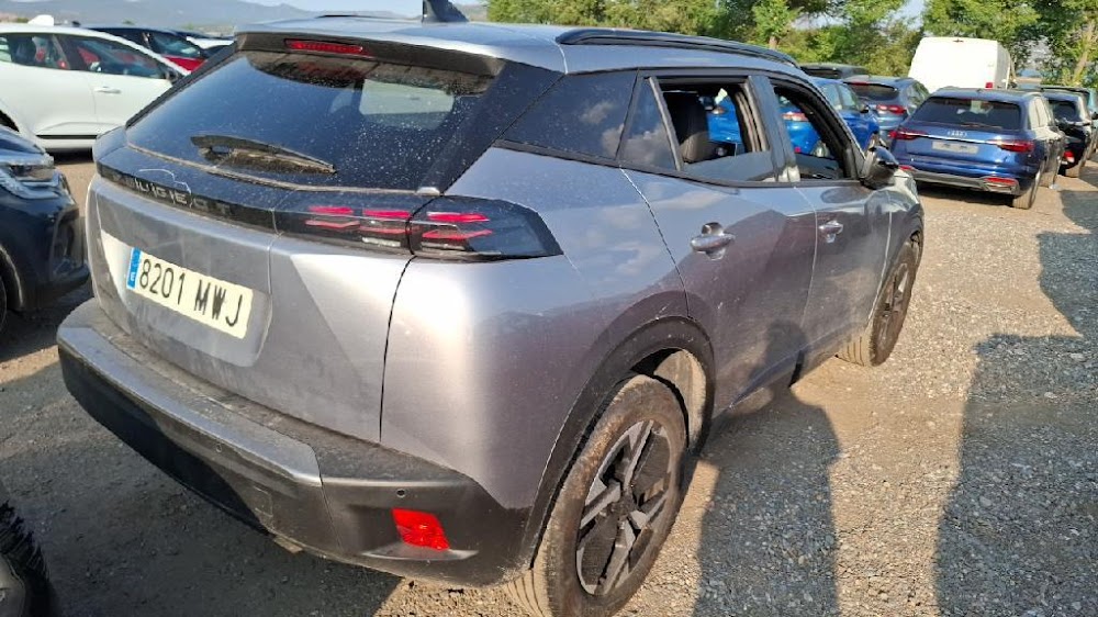Foto Peugeot 2008 9