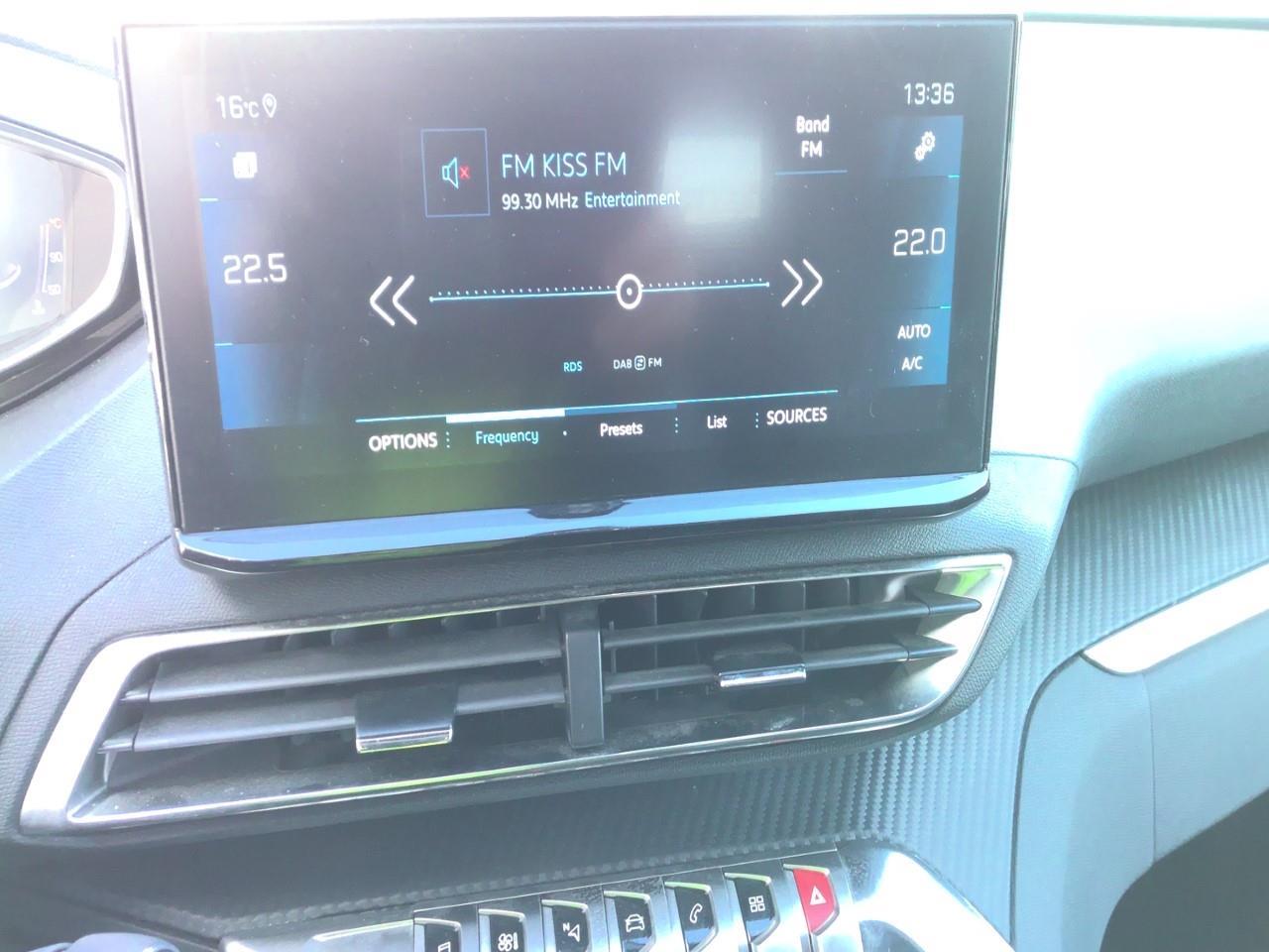 Foto Peugeot 3008 13