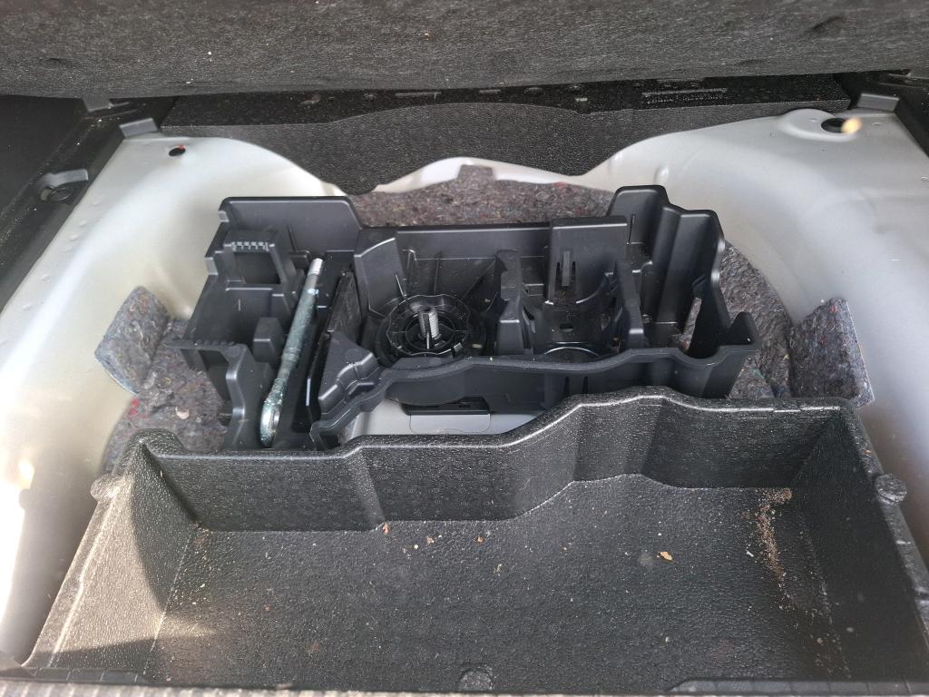 Peugeot 2008 PureTech 130 S&S EAT8 Allure Pack 2023