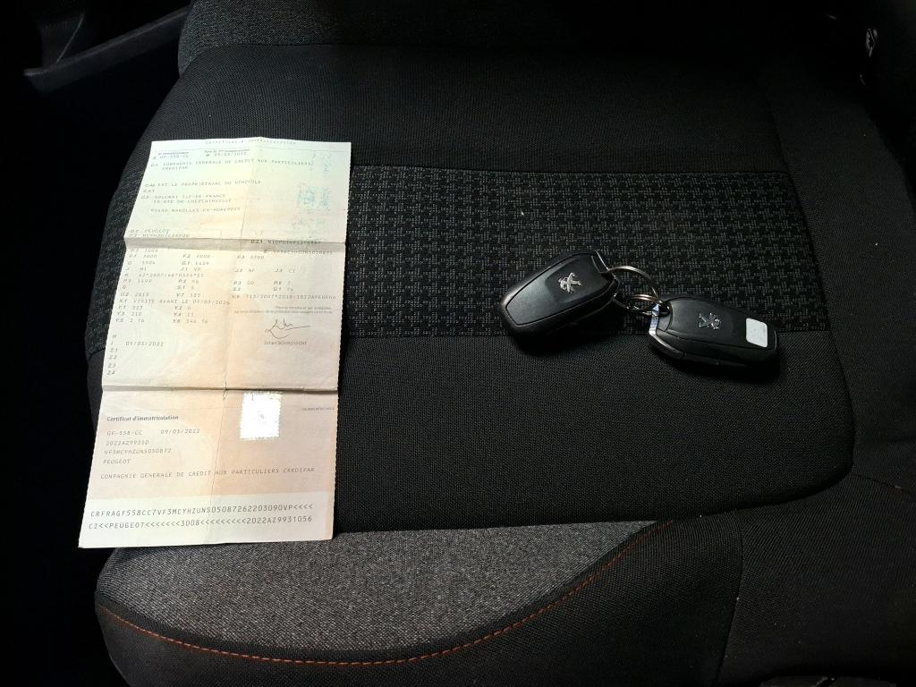 Peugeot 3008 BlueHDi 130ch S&S EAT8 Active Pack 2022