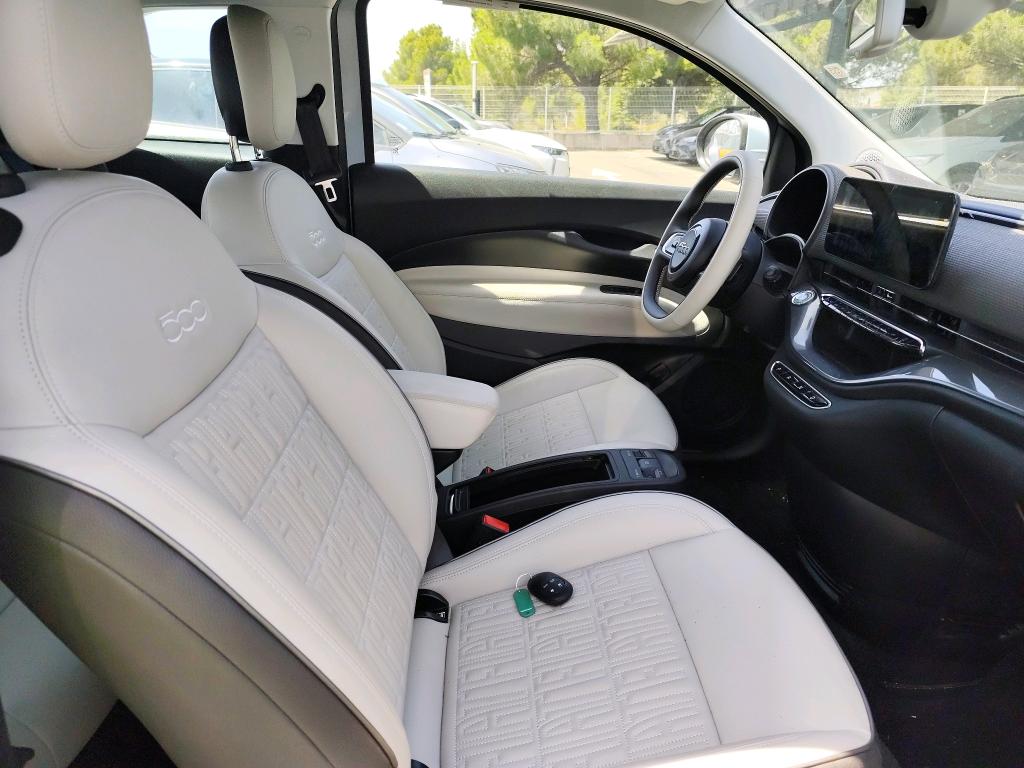 FIAT 500C e 118 ch La Prima 2023