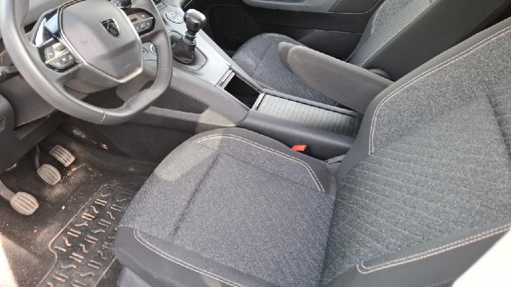 Foto Peugeot Rifter 17
