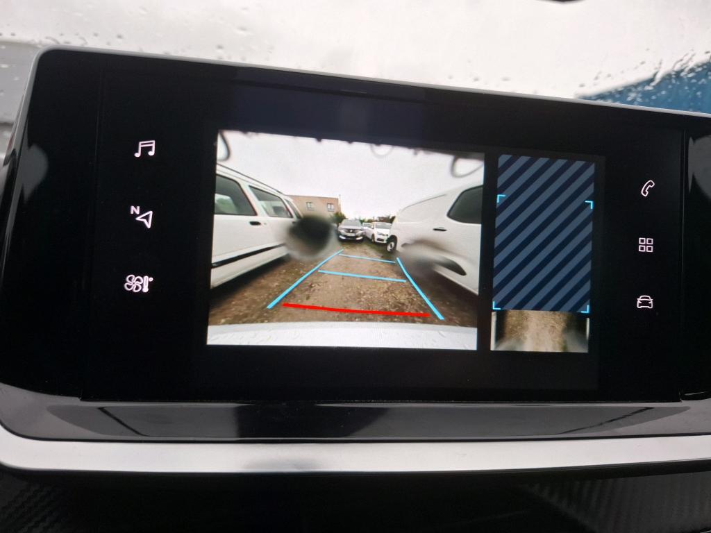 Peugeot 2008 BlueHDi 130 S&S EAT8 Allure 2022