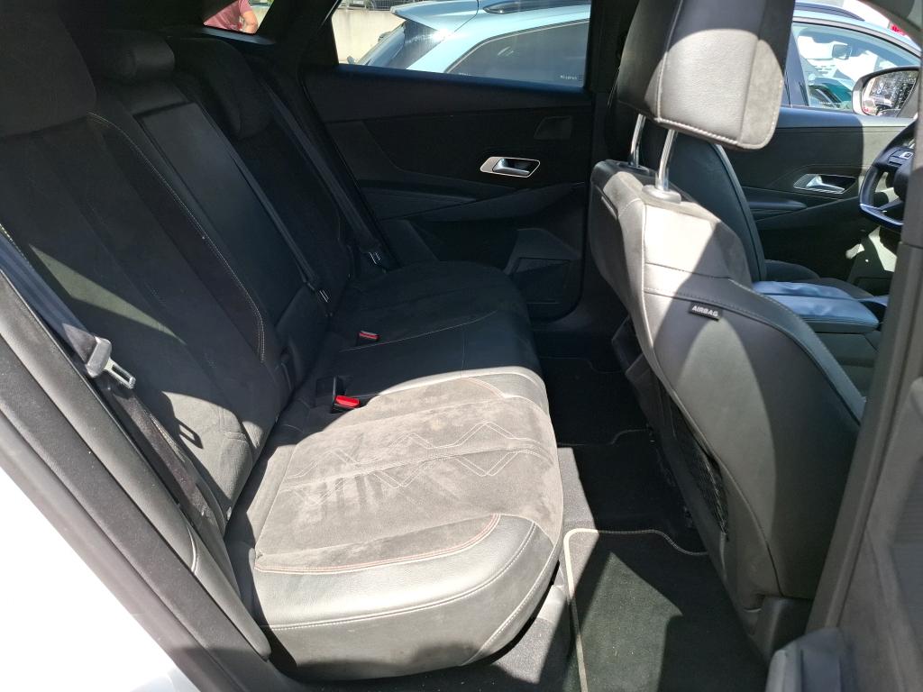 DS DS7 Crossback BlueHDi 130 EAT8 Performance Line+ 2019