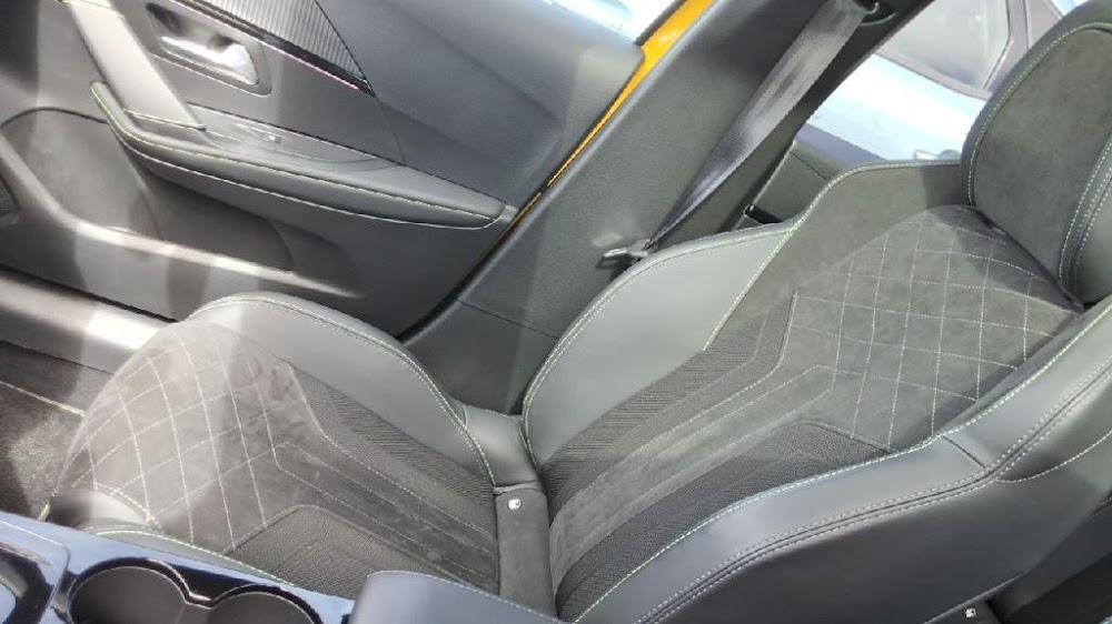 Foto Peugeot 208 7