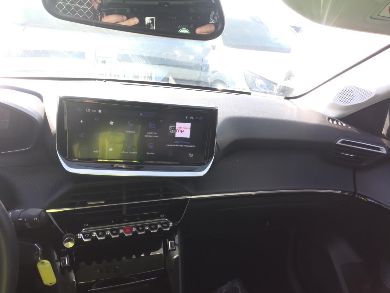 Foto Peugeot 208 7