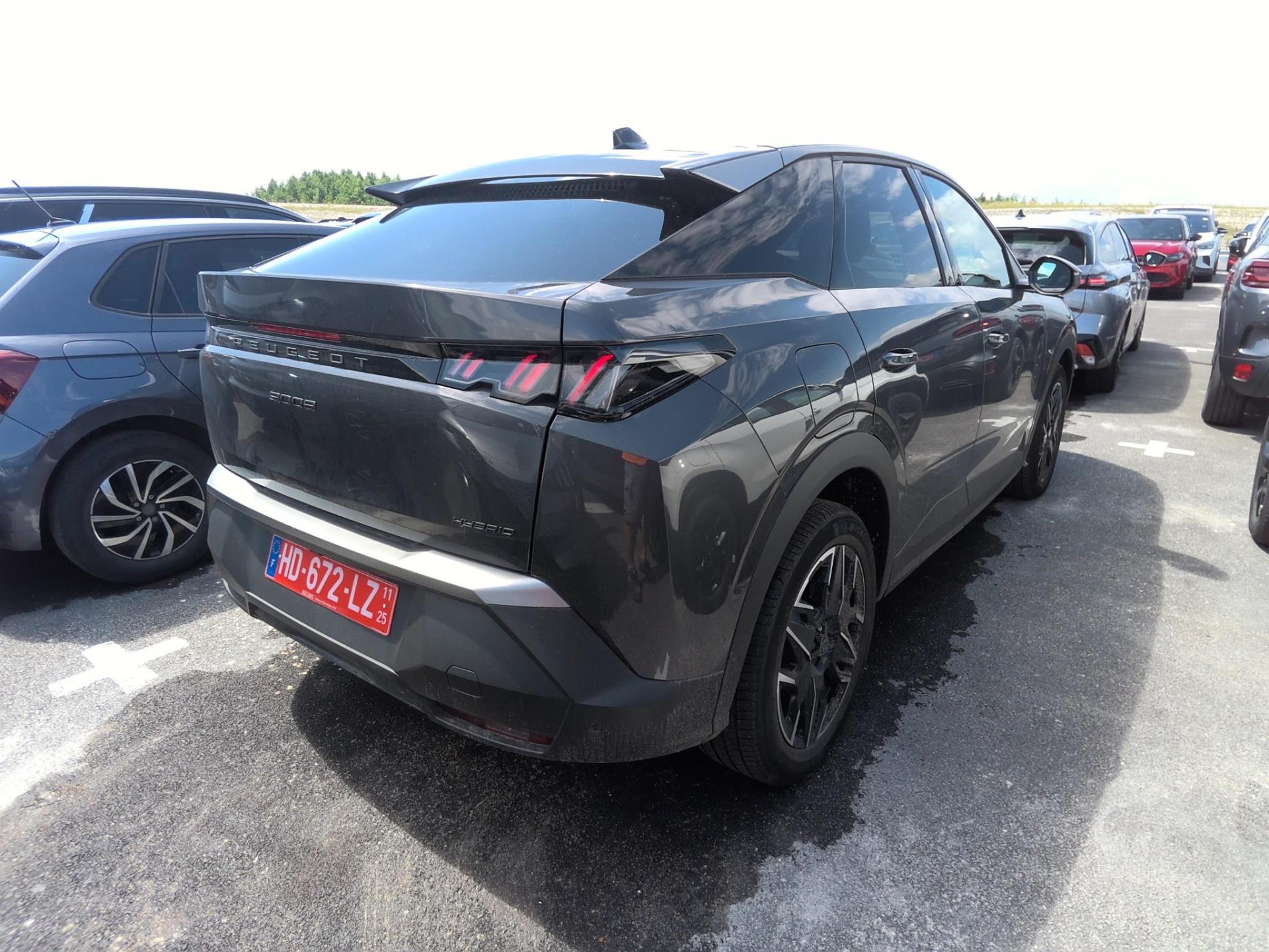 Peugeot 3008 Hybrid 145 e-DCS6 Allure 2025