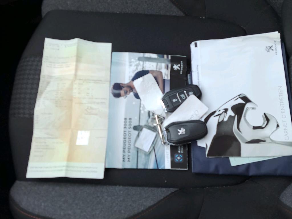 Peugeot 5008 BlueHDi 130ch S&S EAT8 Active Business 2021