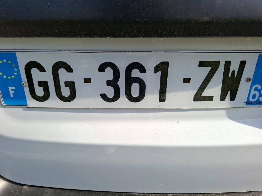 Peugeot EXPERT FGN TOLE STANDARD BLUEHDI 180 S&S EAT8 ASPHALT 2022