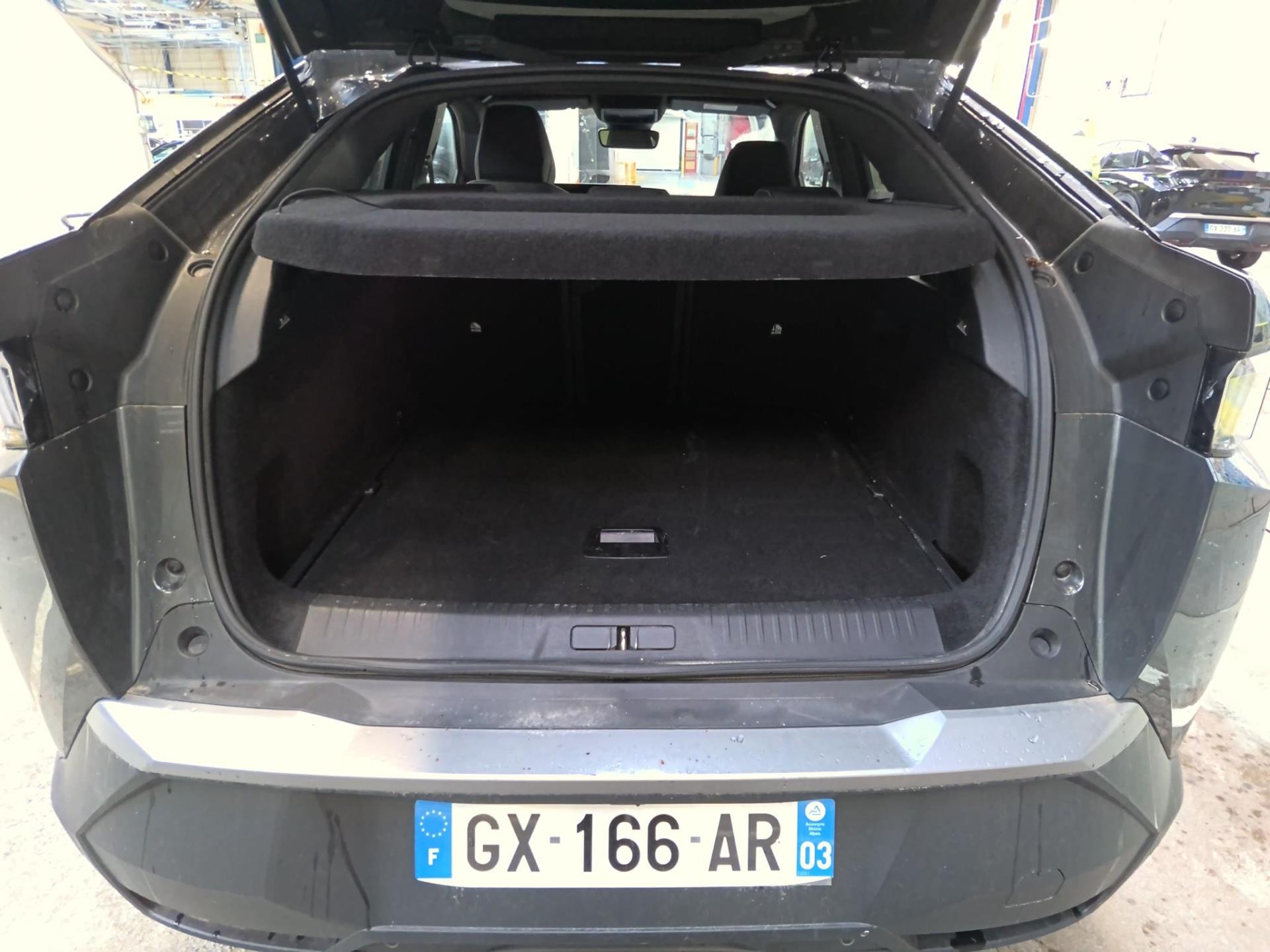 Peugeot 3008 Hybrid 136 e-DCS6 Allure 2024