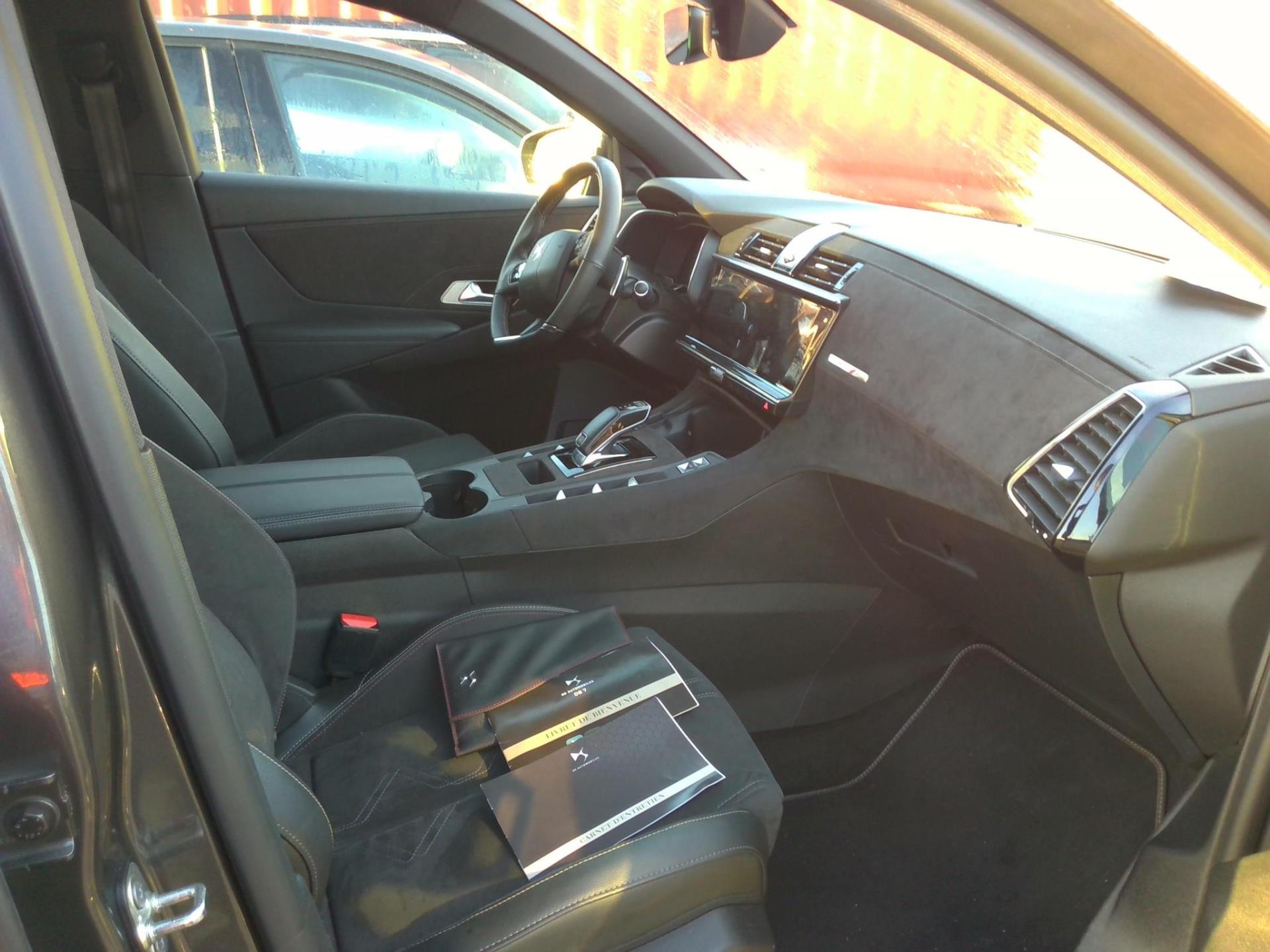 DS DS7 Crossback PureTech 180 EAT8 Performance Line 2022