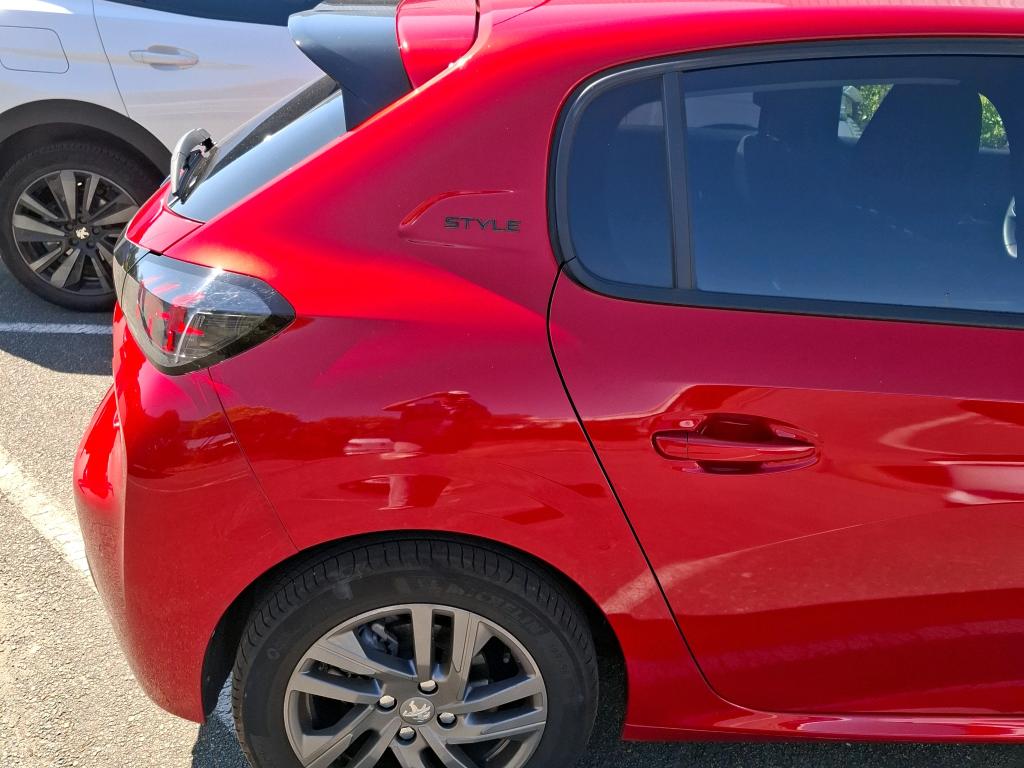 Peugeot 208 PureTech 100 S&S EAT8 Style 2022