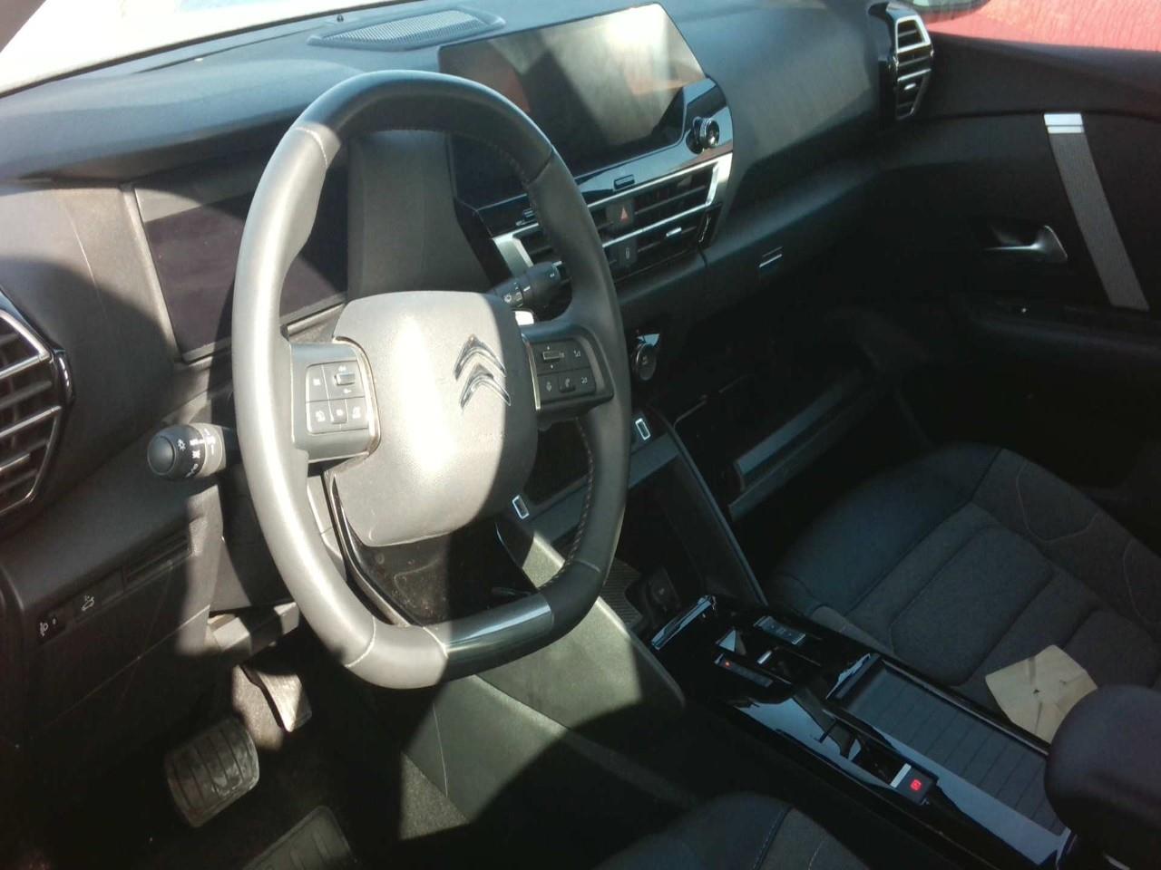 Foto Citroën C4 X 9