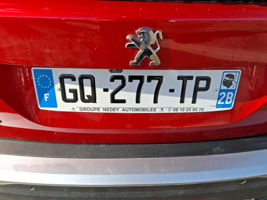 Peugeot 2008 BlueHDi 130 S&S EAT8 GT 2023