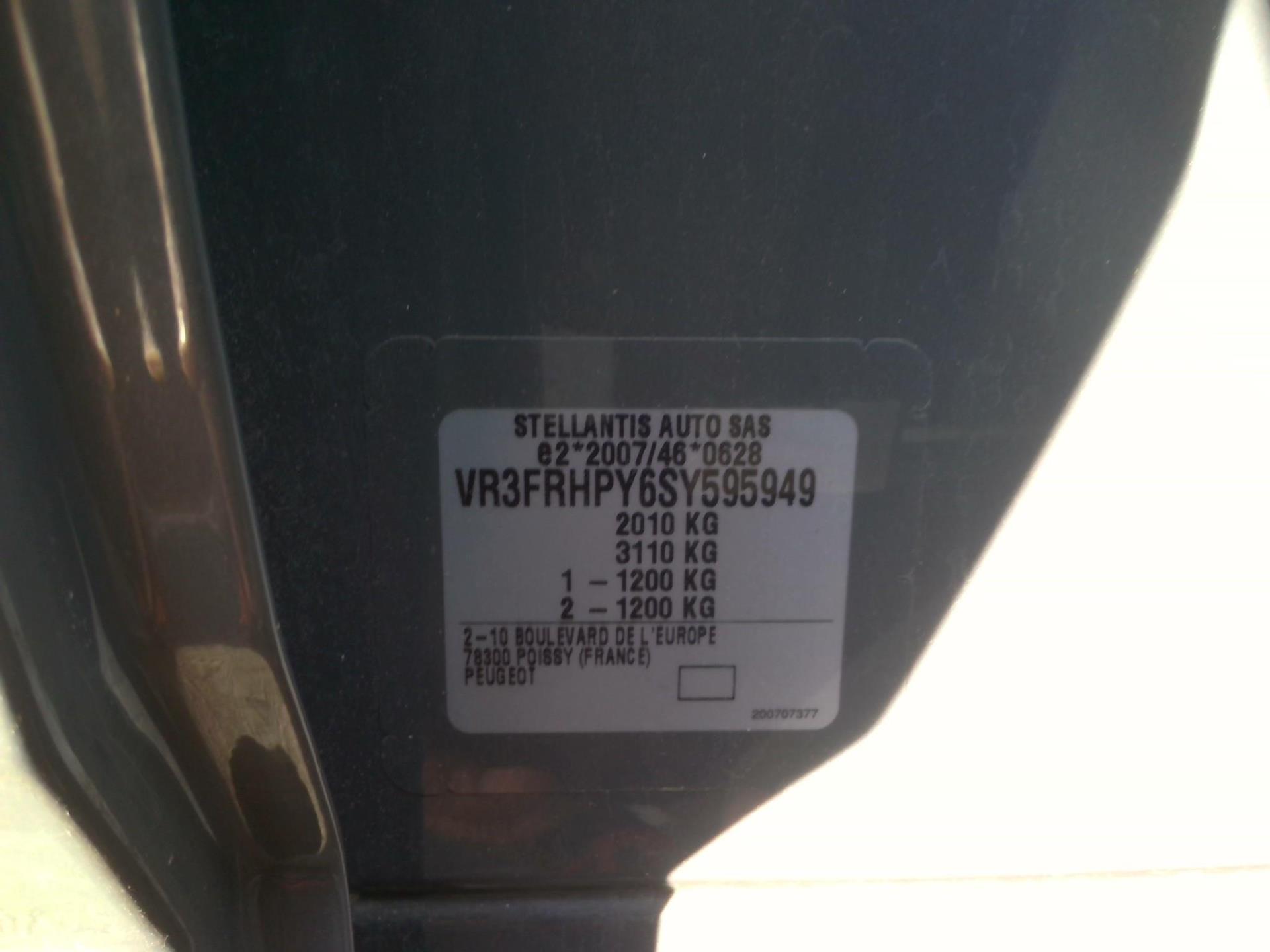 Peugeot 308 SW Hybrid 145 e-DCS6 GT 2025