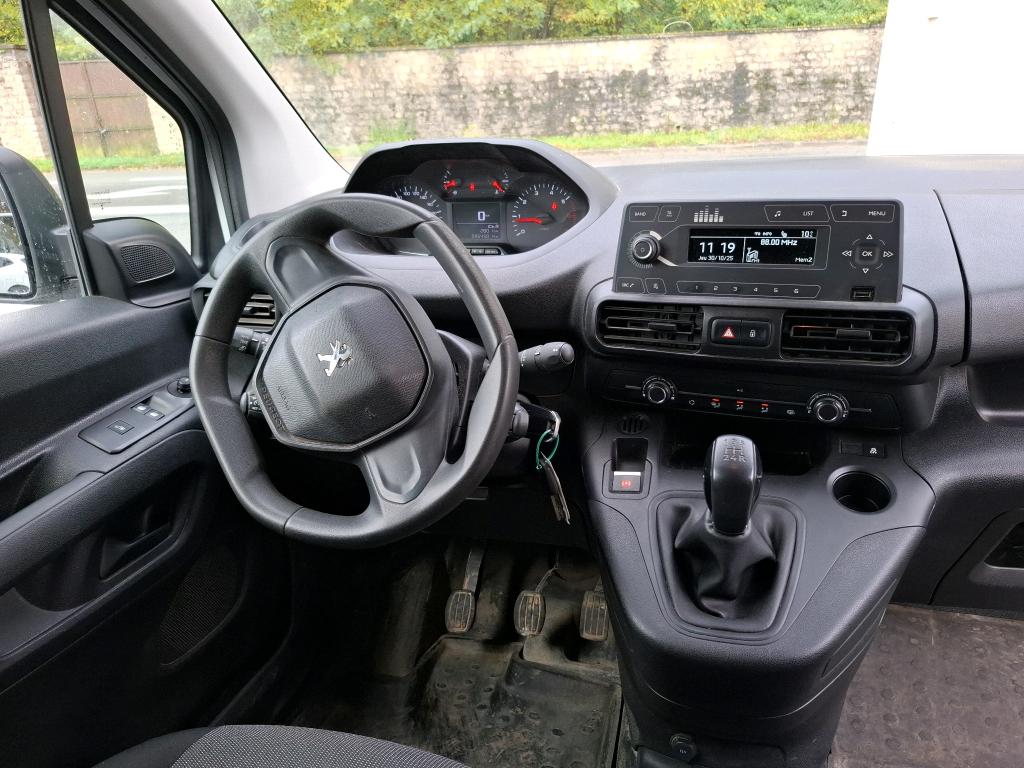 Peugeot PARTNER FOURGON STANDARD 650 KG BLUEHDI 100 S&S BVM5 PREMIUM 2020