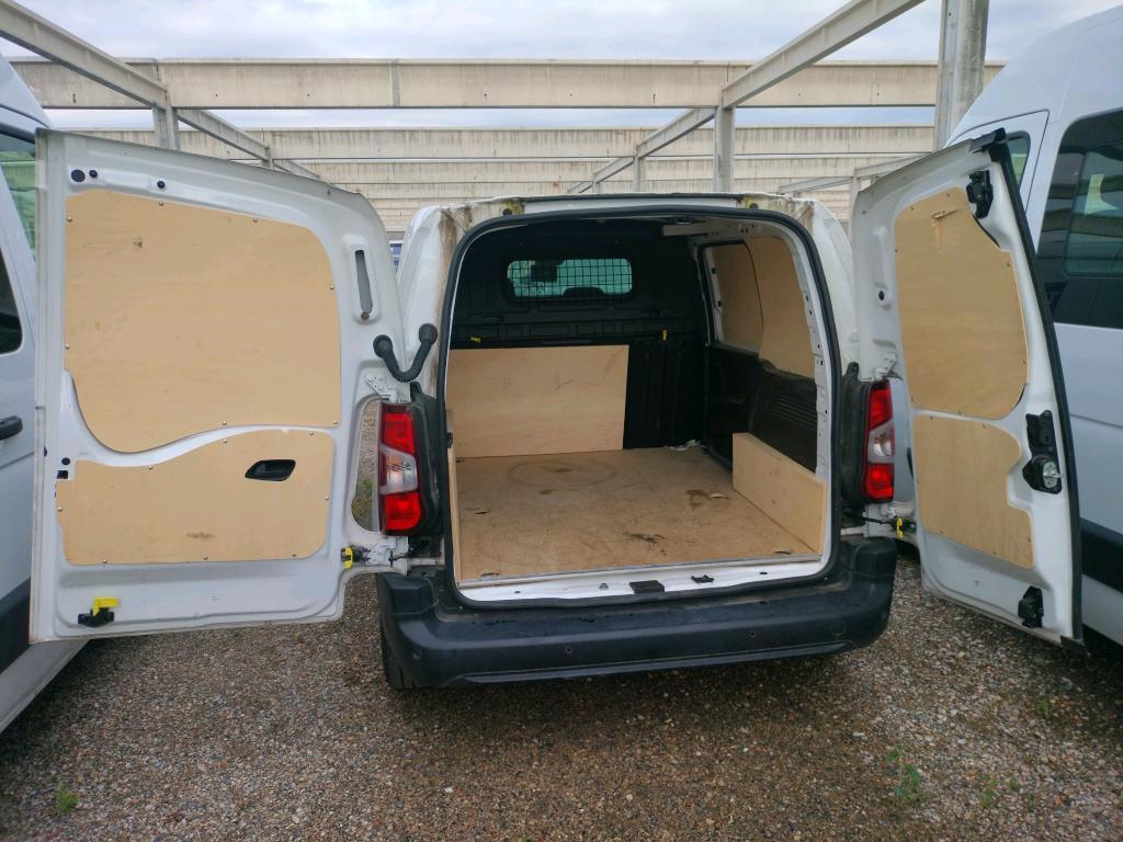 Peugeot PARTNER FOURGON STANDARD 650 KG BLUEHDI 100 S&S BVM5 ASPHALT 2020