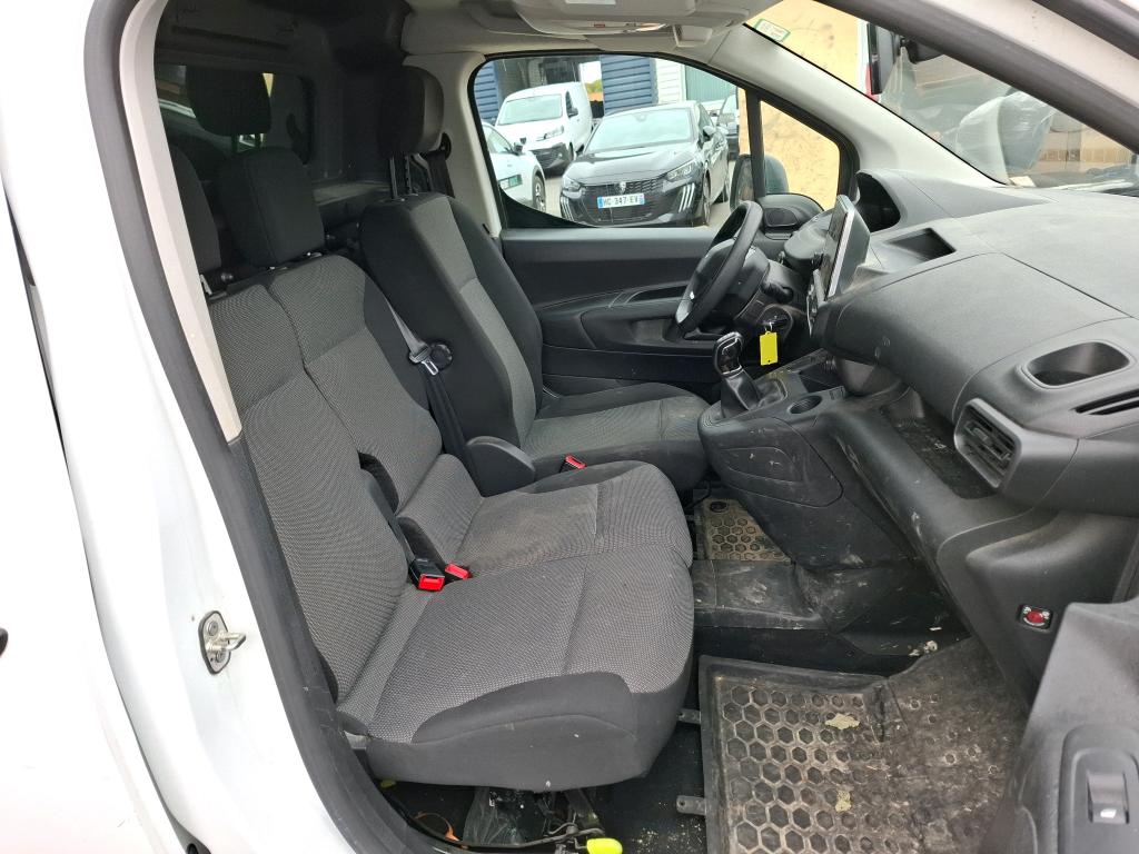 Peugeot PARTNER FOURGON STANDARD 650 KG BLUEHDI 100 S&S BVM5 ASPHALT 2021