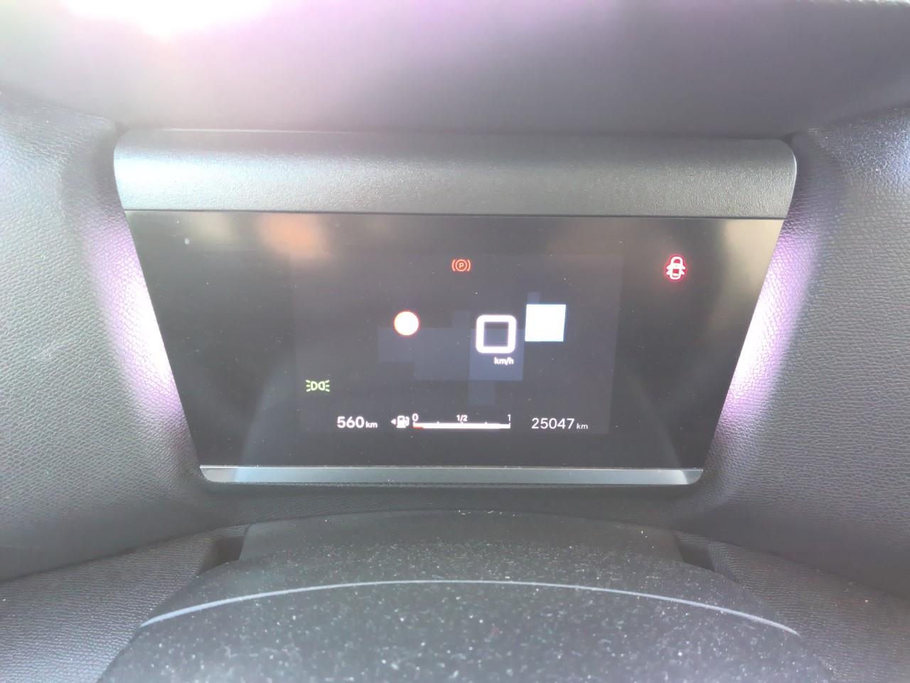 Foto Citroën C4 X 5