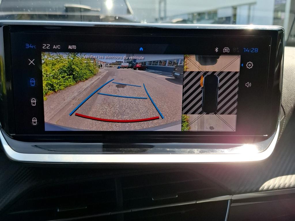 Peugeot 2008 Hybrid 136 e-DCS6 Allure 2024