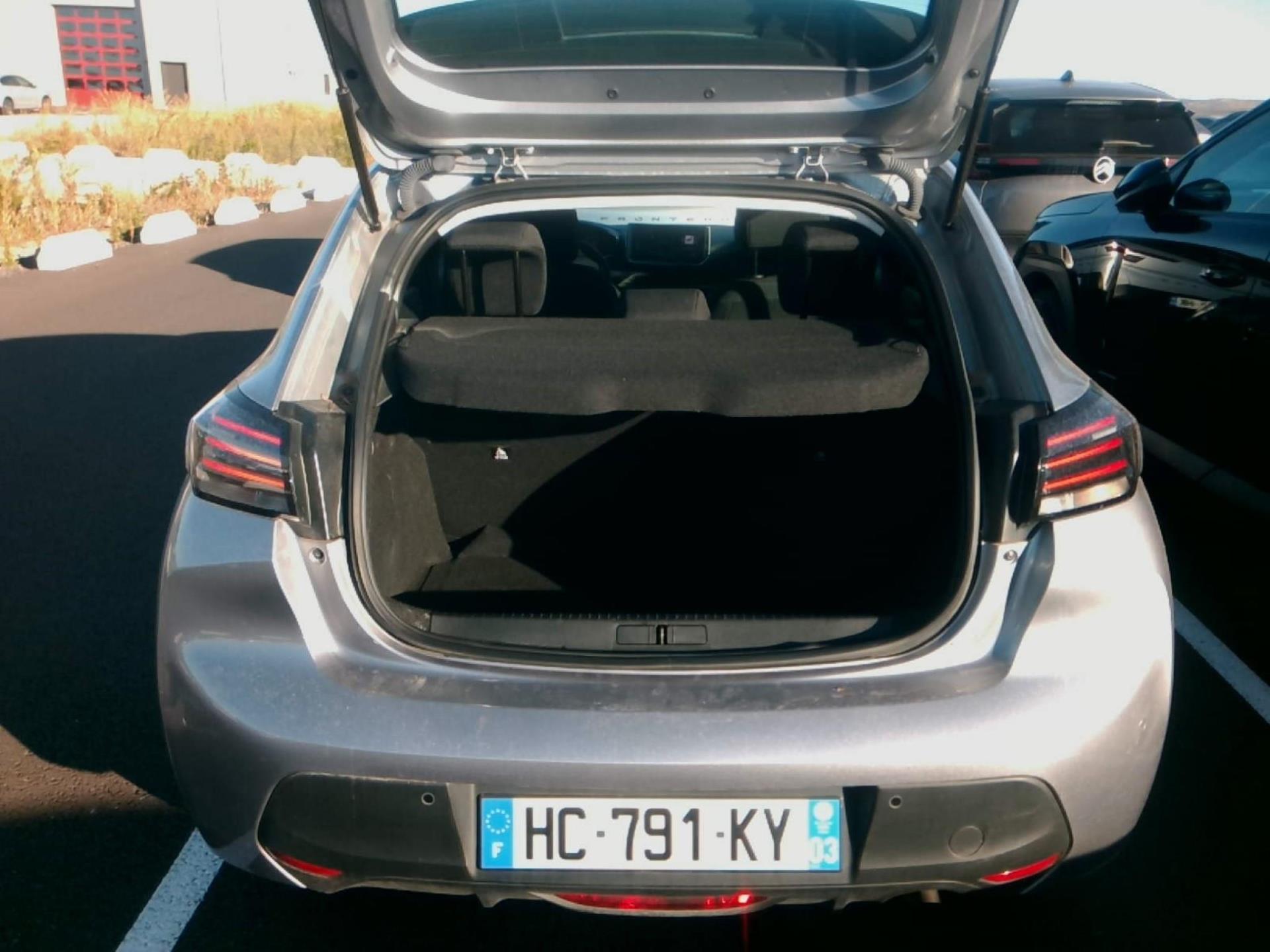Peugeot 208 100 S&S BVM6 Style 2025