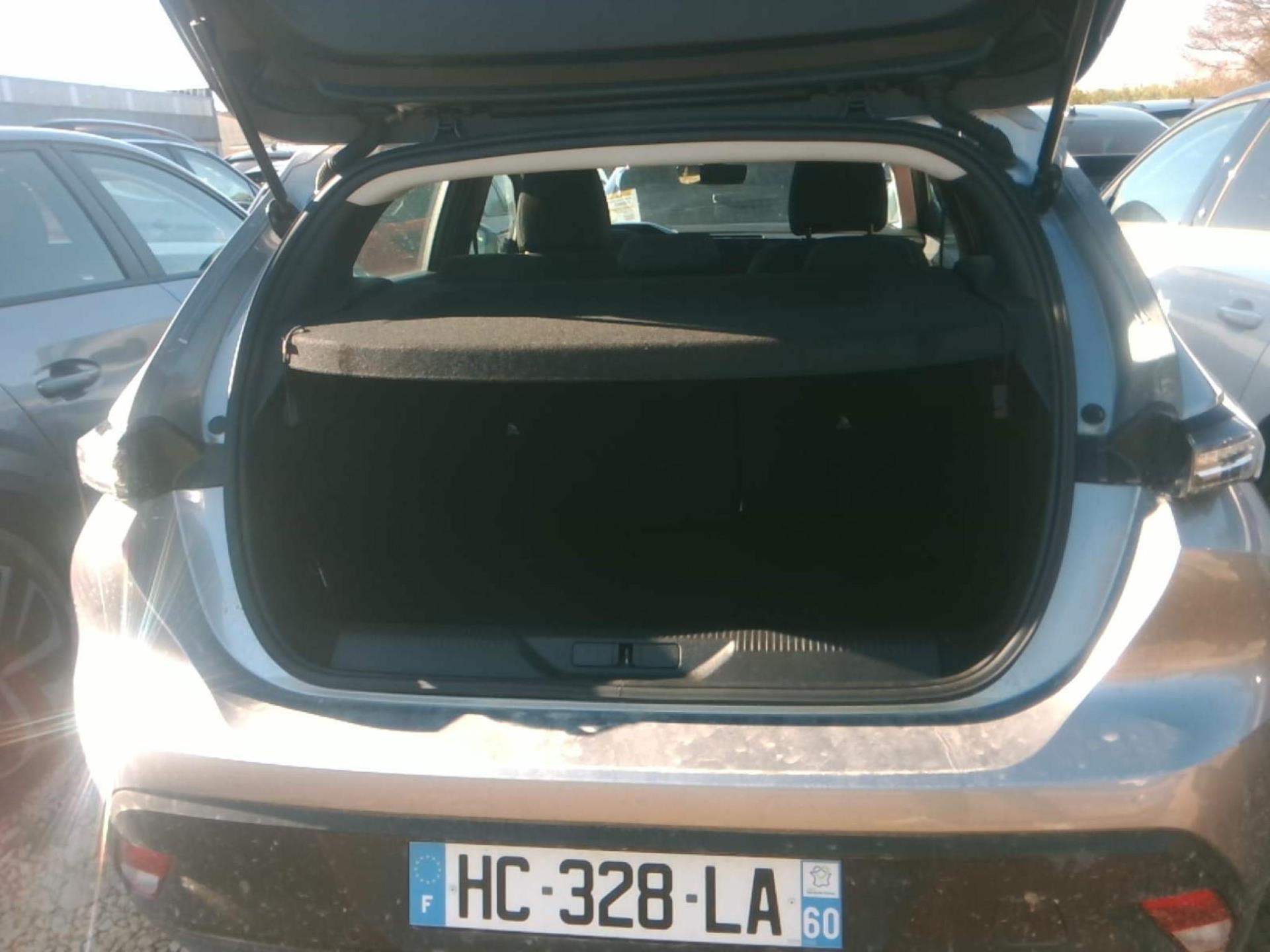 Peugeot 308 Hybrid 145 e-DCS6 Style 2025