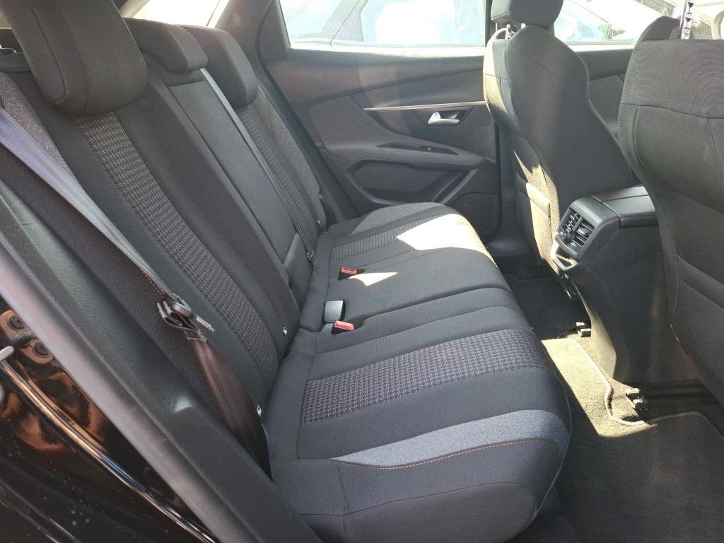 Peugeot 3008 BlueHDi 130ch S&S EAT8 Active Business 2021