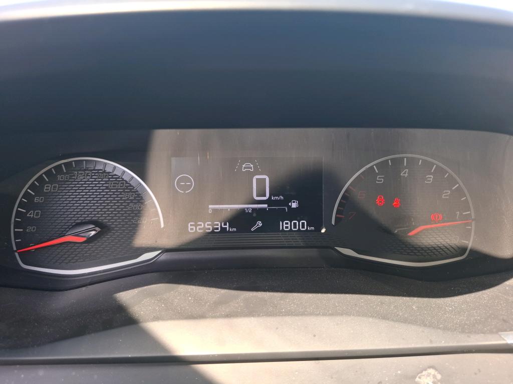 Peugeot 208 BLUEHDI 100 S&S BVM6 PREMIUM PACK 2021