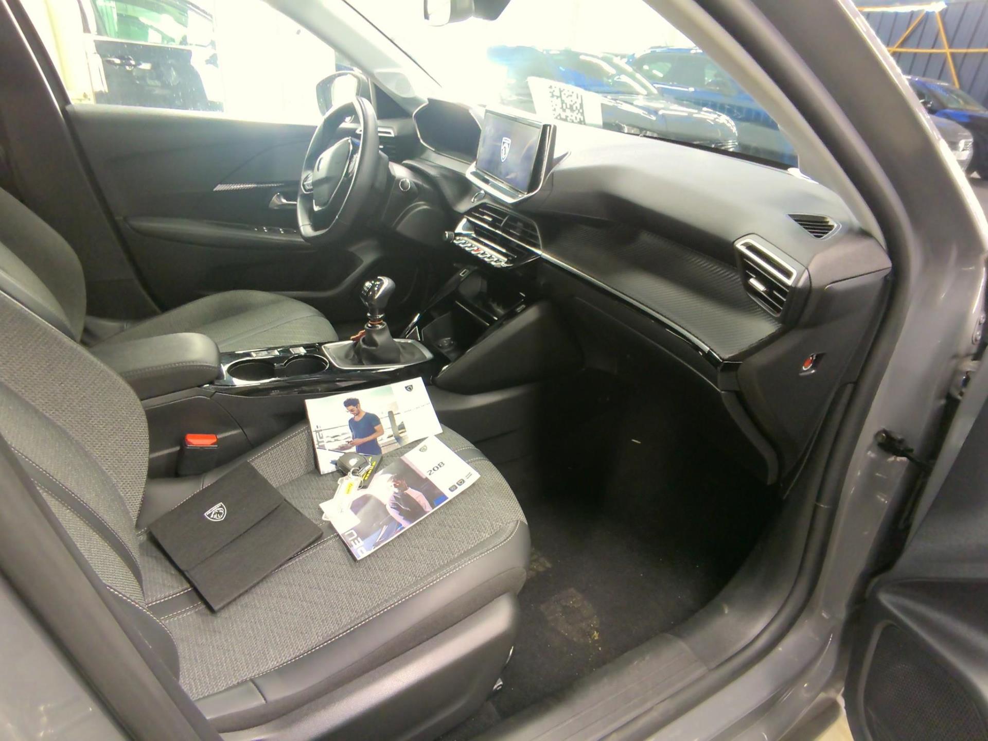 Peugeot 208 PureTech 100 S&S BVM6 Allure 2024