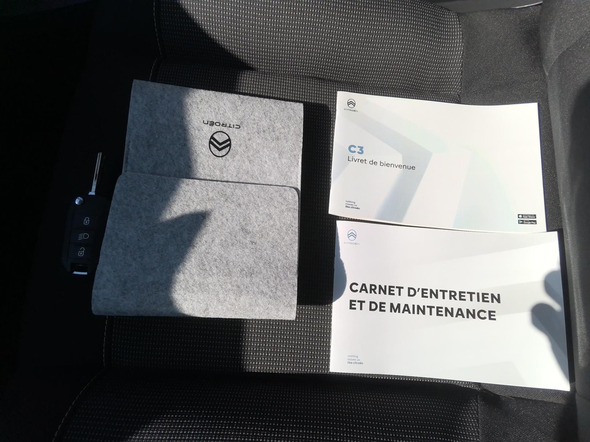 Citroen C3 PureTech 83 ch BVM5 Plus 2024