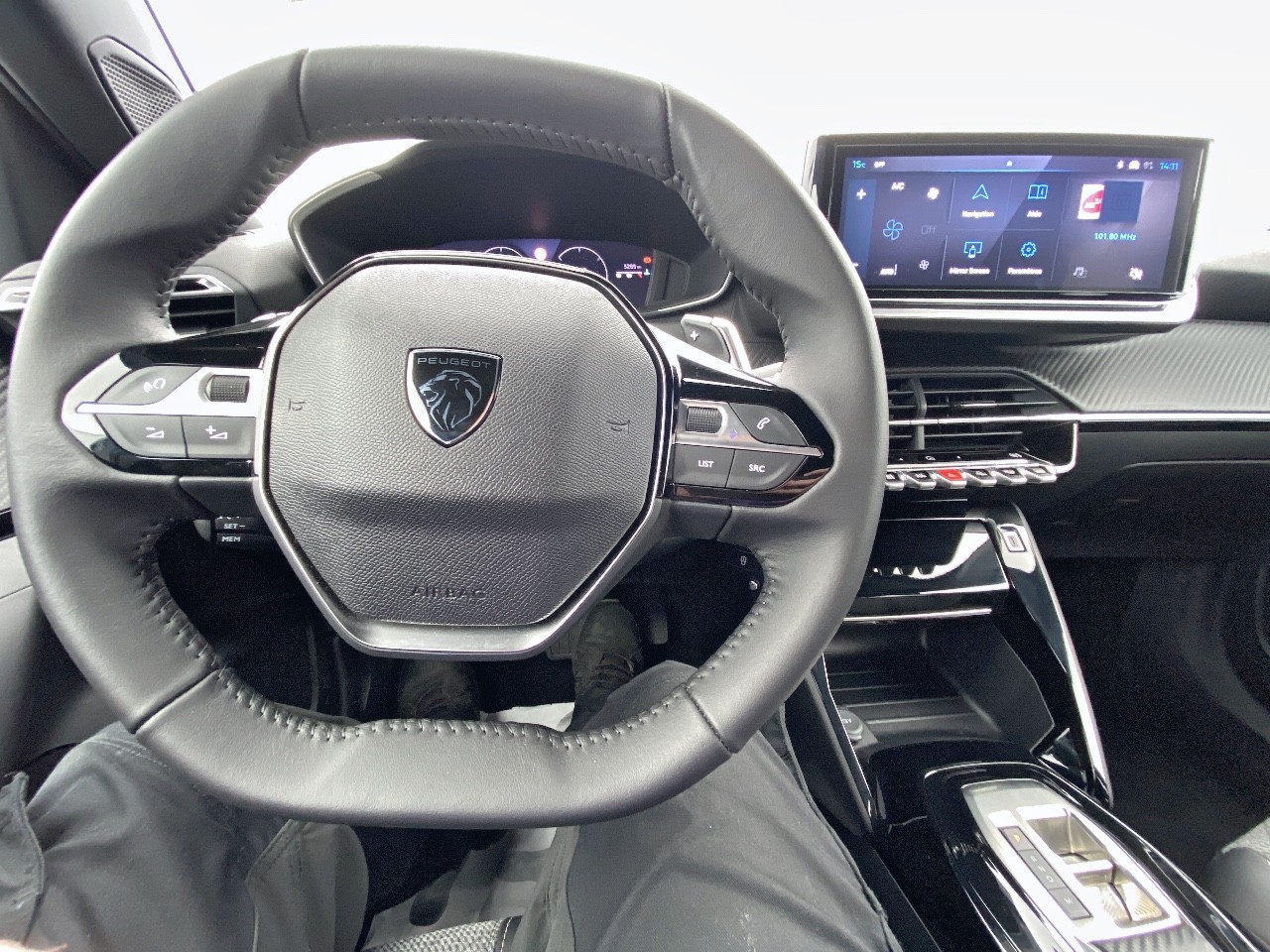 Peugeot 2008 PureTech 130 S&S EAT8 Allure 2024