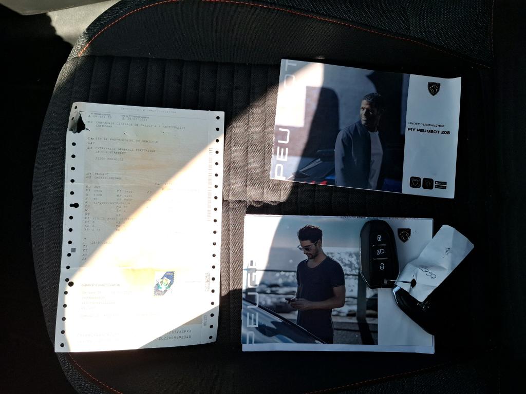 Peugeot 208 ELECTRIQUE 50 KWH 136 ACTIVE BUSINESS R 2022