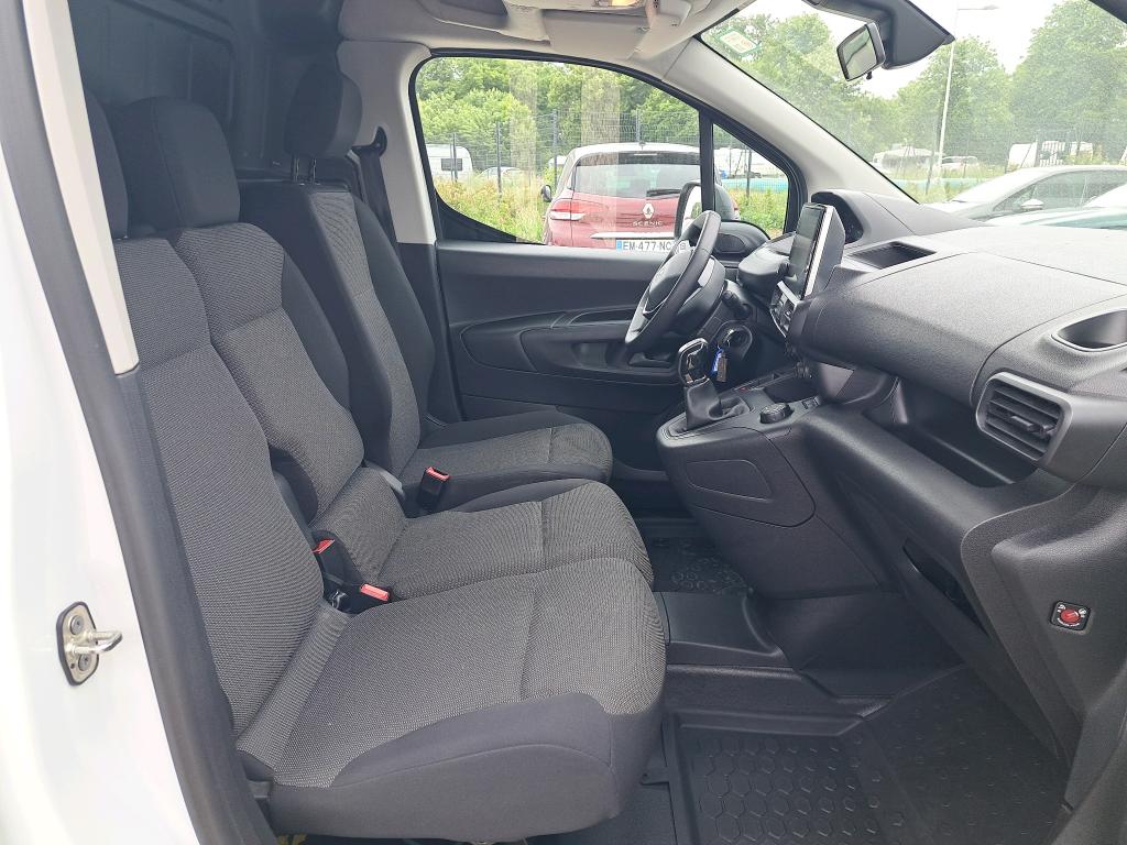 Peugeot PARTNER FOURGON STANDARD 1000 KG BLUEHDI 100 S&S BVM5 GRIP 2021