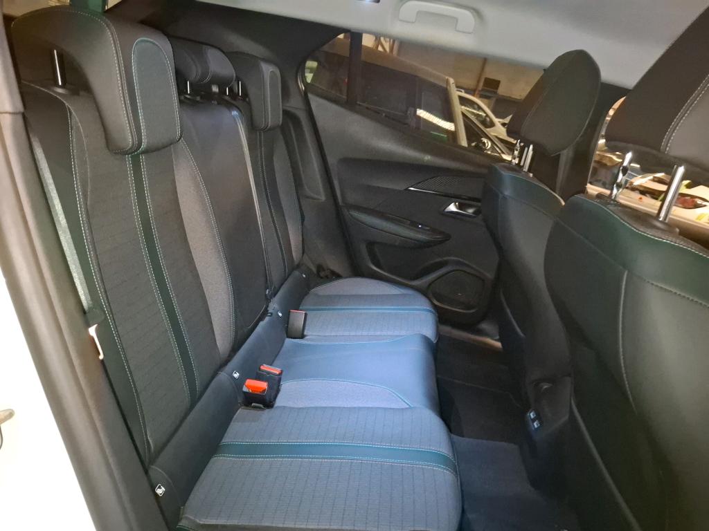 Peugeot 2008 PureTech 130 S&S BVM6 Allure Pack 2021