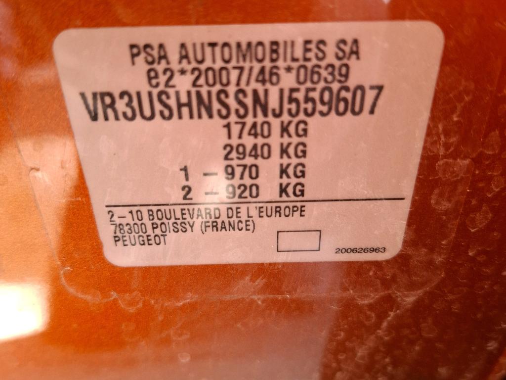 Peugeot 2008 PureTech 130 S&S EAT8 Allure Pack 2022