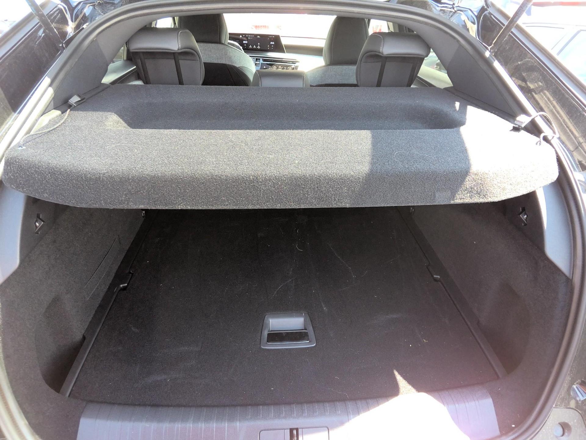 Peugeot 3008 Hybrid 145 e-DCS6 Allure 2025