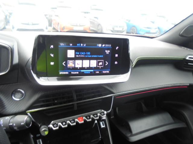 Foto Peugeot 2008 10