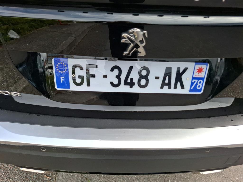 Peugeot 2008 PureTech 130 S&S EAT8 GT 2022