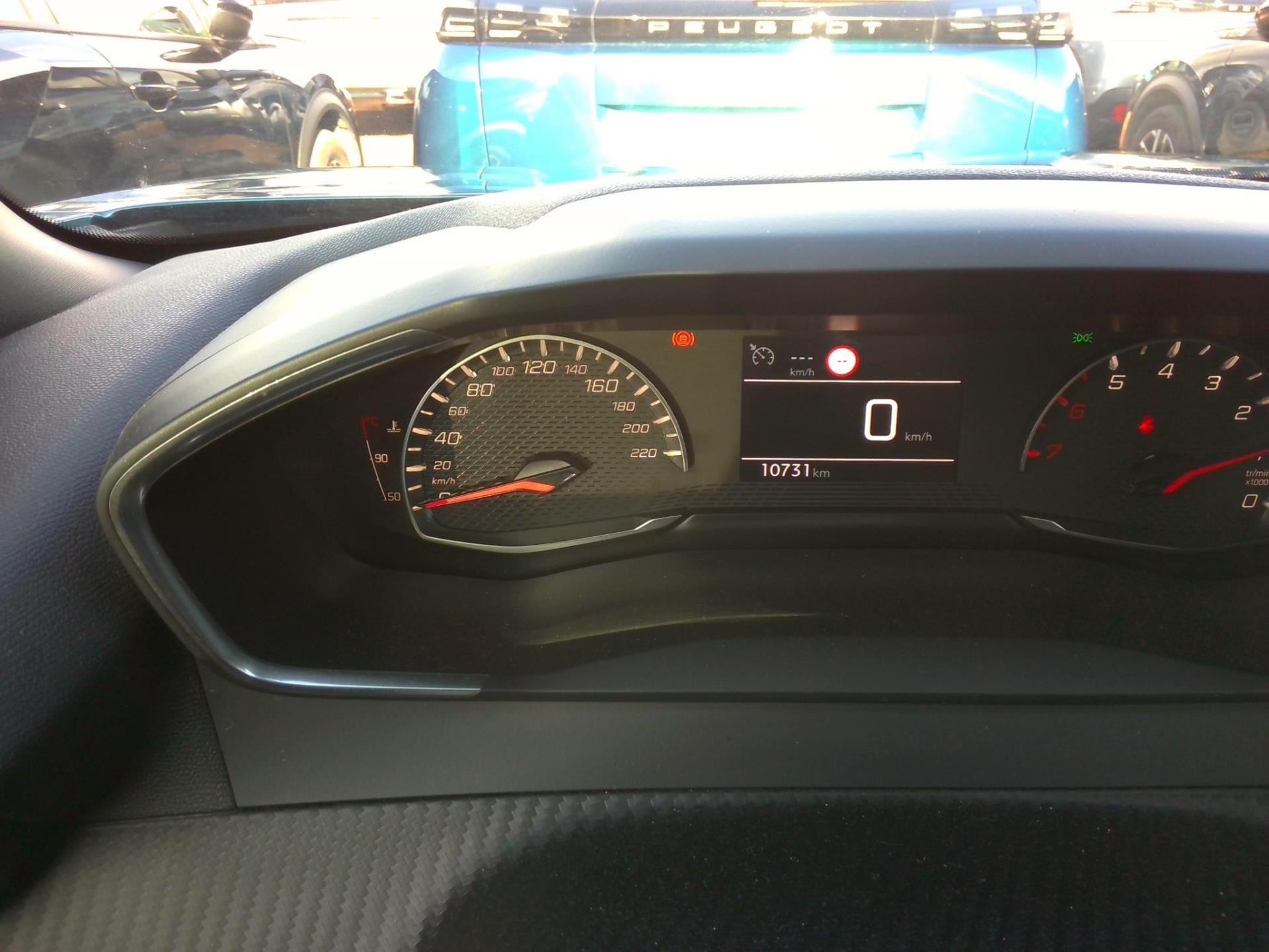 Peugeot 2008 100 S&S BVM6 Style 2025