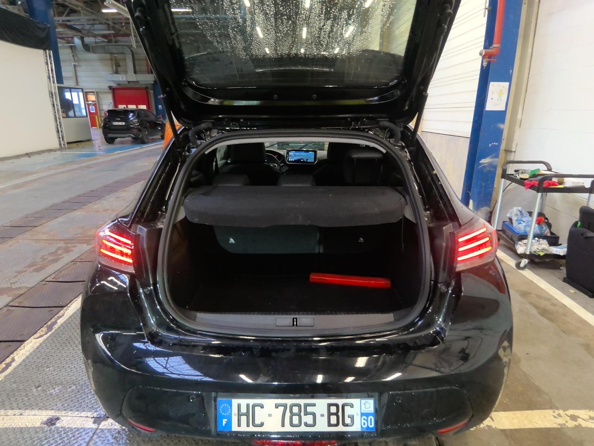 Peugeot 208 Hybrid 100 e-DCS6 Allure 2025
