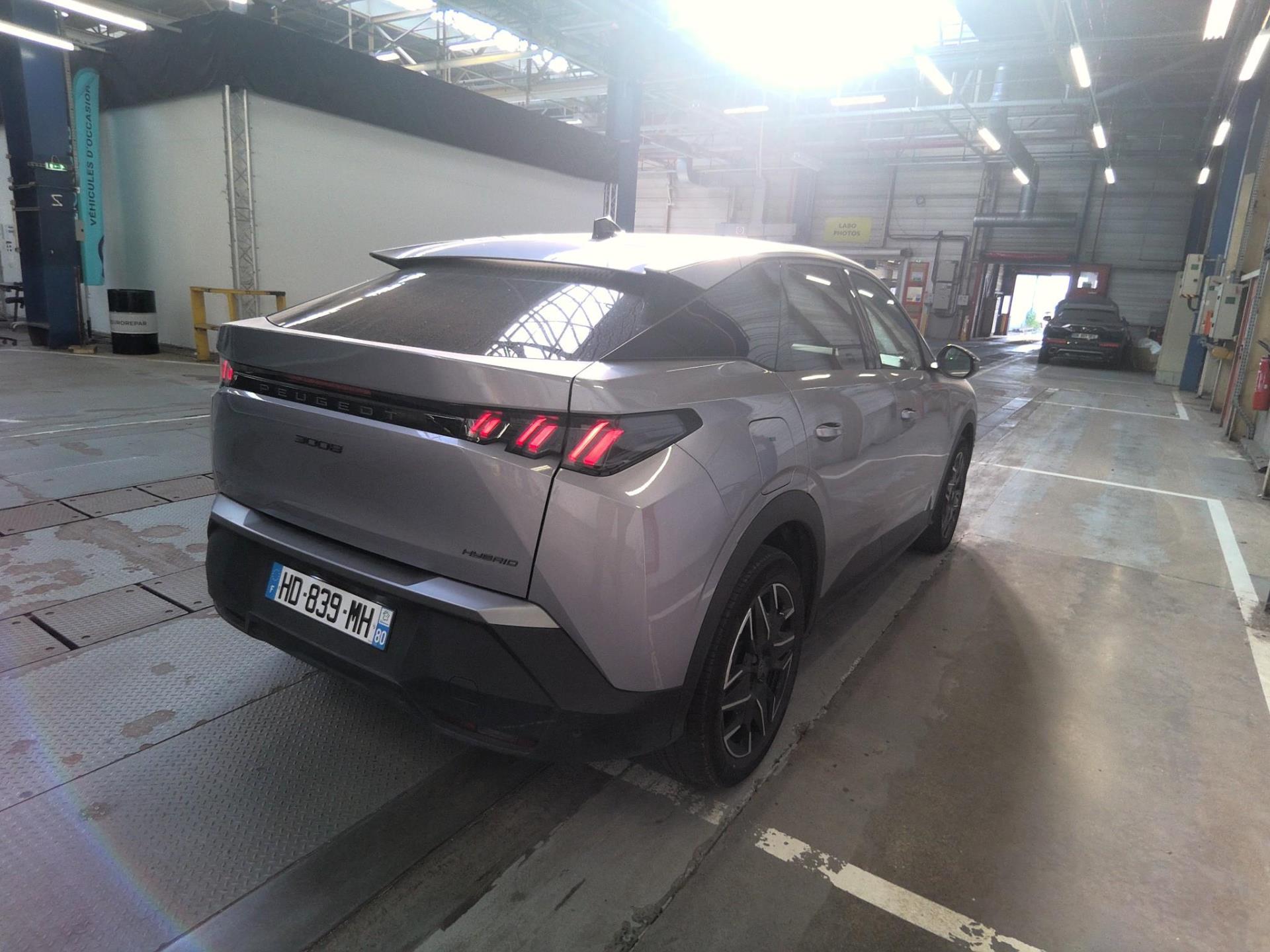 Peugeot 3008 Hybrid 145 e-DCS6 Allure 2025
