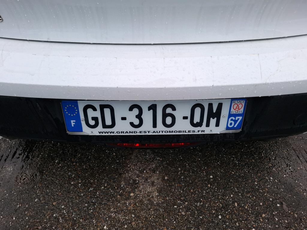 Peugeot 208 BLUEHDI 100 S&S BVM6 PREMIUM 2021